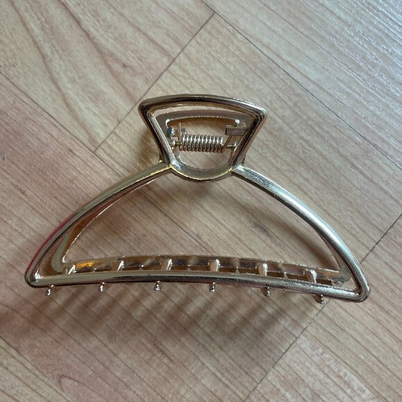Gold Claw Clip - Picture 1 of 9